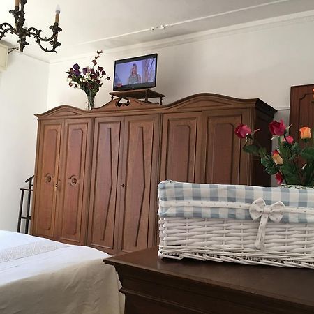 La Casa Di Nila Apartment ปิซา ภายนอก รูปภาพ