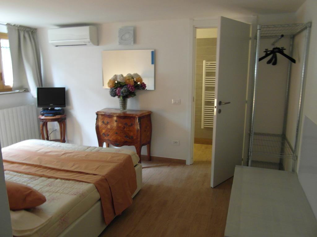 La Casa Di Nila Apartment ปิซา ภายนอก รูปภาพ